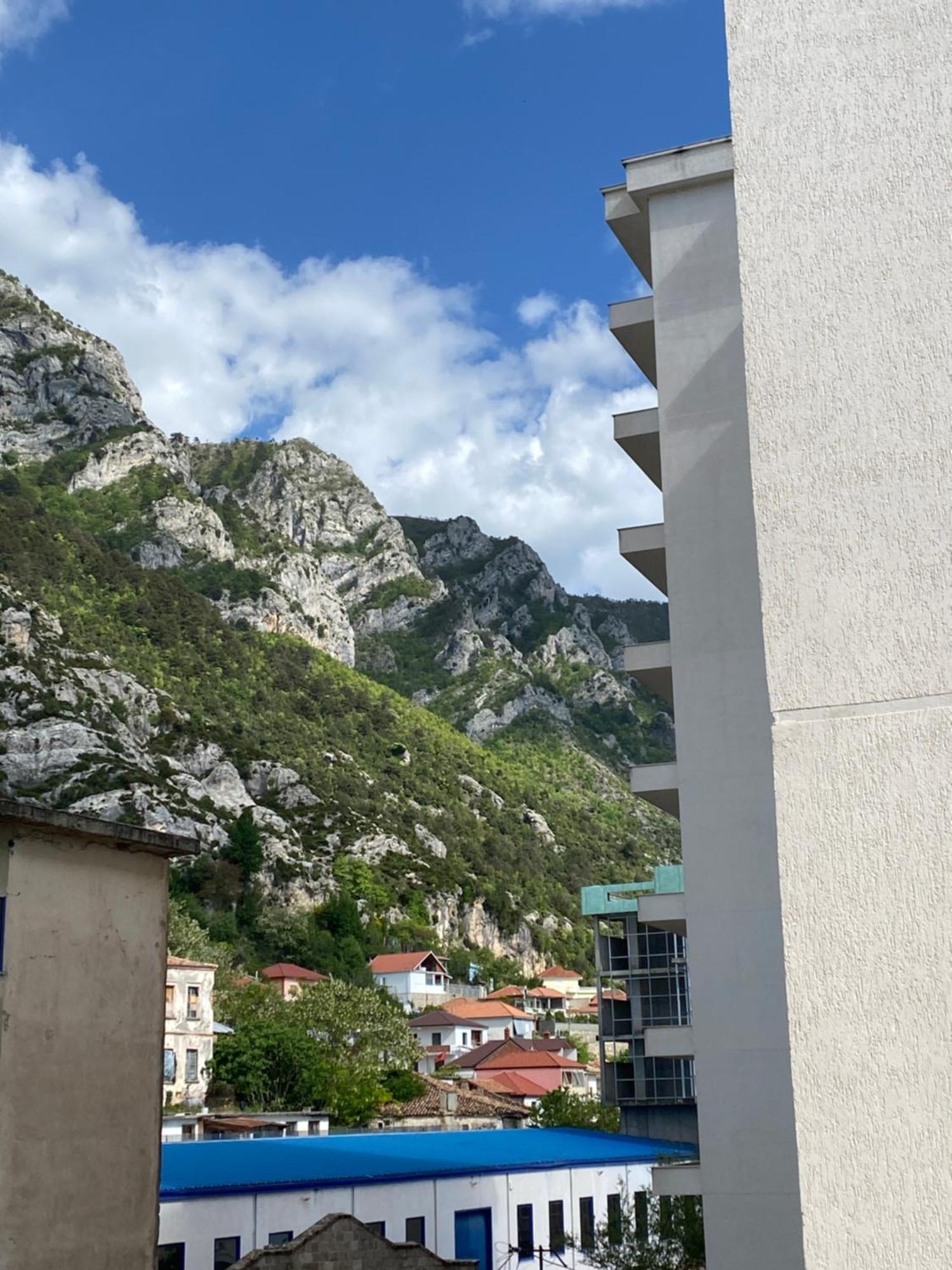 Kruja Shared Apartment Esterno foto